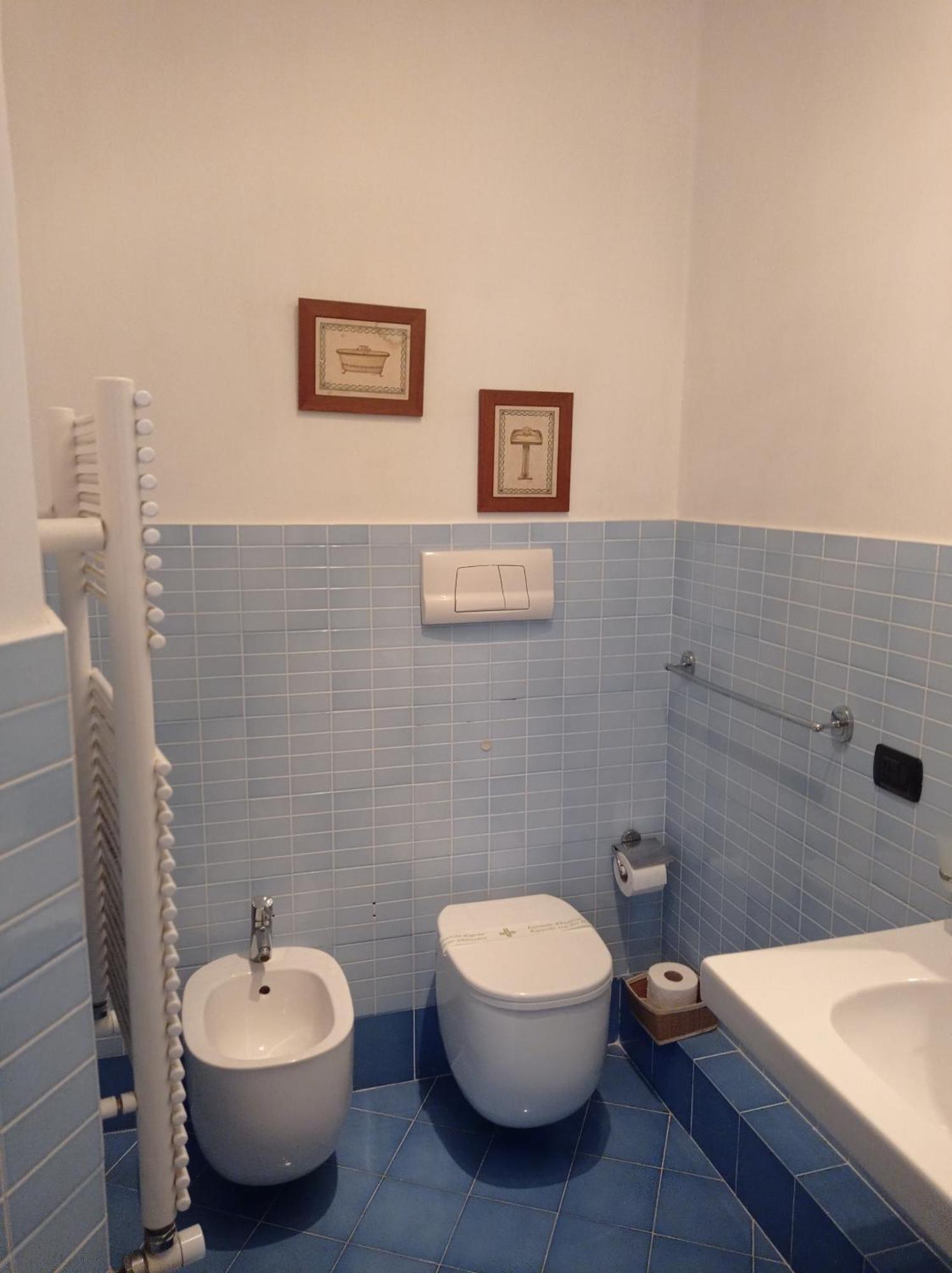 Double Room Private External Bathroom,761936044:JPEG
